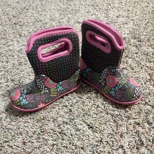 Bogs “Baby Bogs” II Winter Snow/Rain Waterproof Floral Boots Toddler Size 8